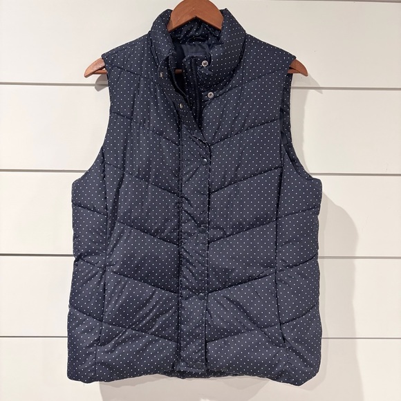 GAP Jackets & Blazers - GAP Navy Polka Dot Puffer Vest Quilted Preppy Coastal Chic Size L